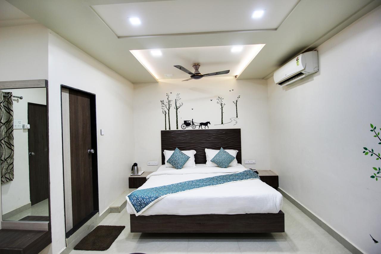 Daksh Hotel And Restaurant Talala Exterior photo